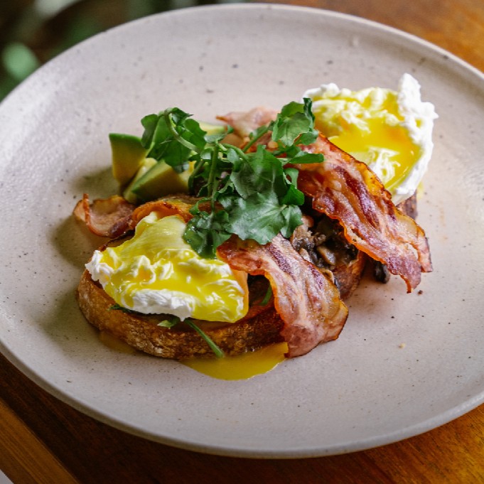Bacon Egg Benedict